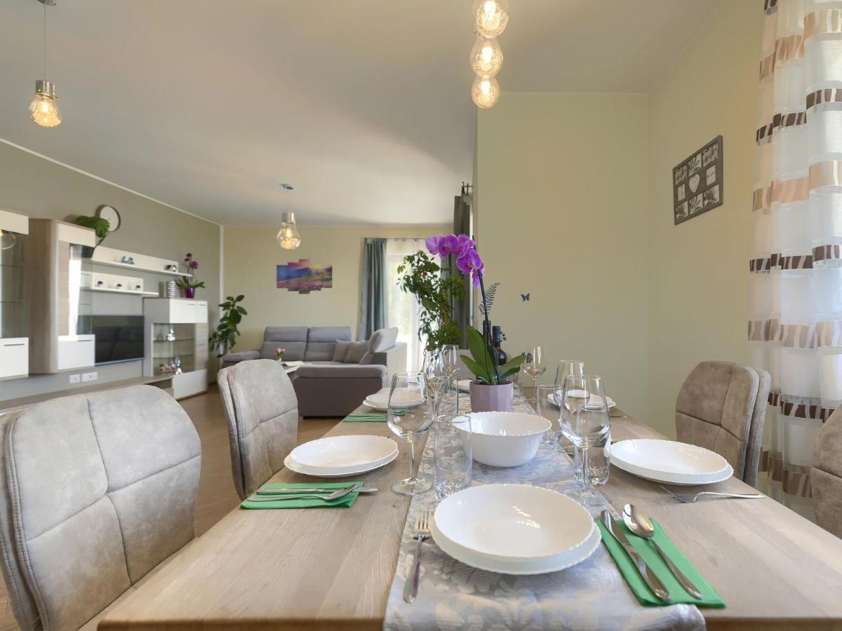 Holiday Home Montebello By Interhome Motovun Exterior foto